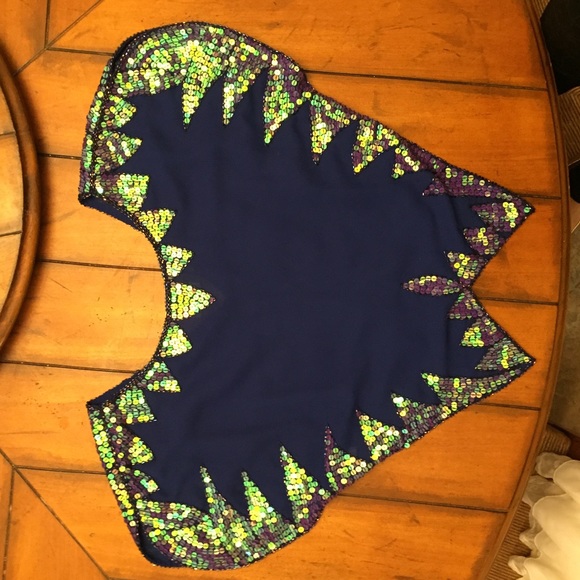 Crop top - Picture 3 of 6